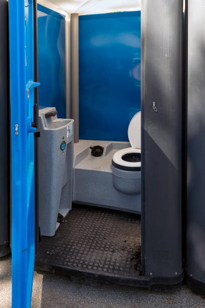 Best Emergency porta potty rental  in Lyndon, KY